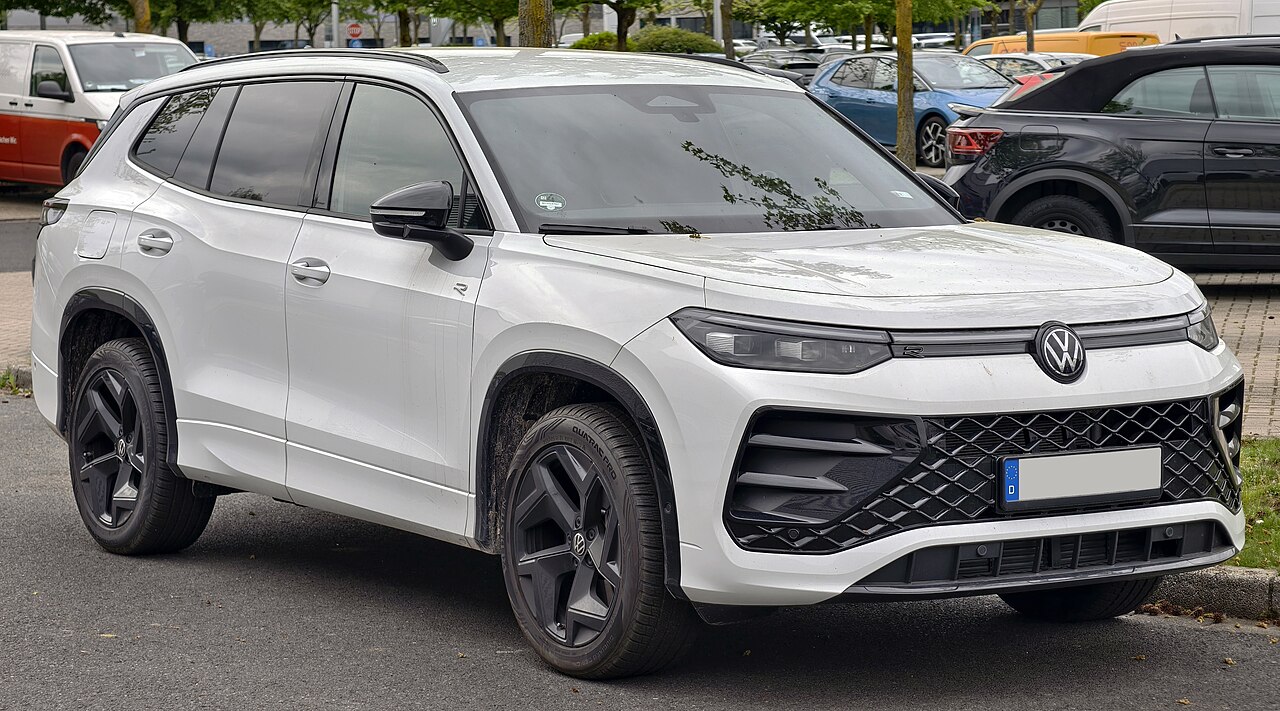 Tayron R-Line